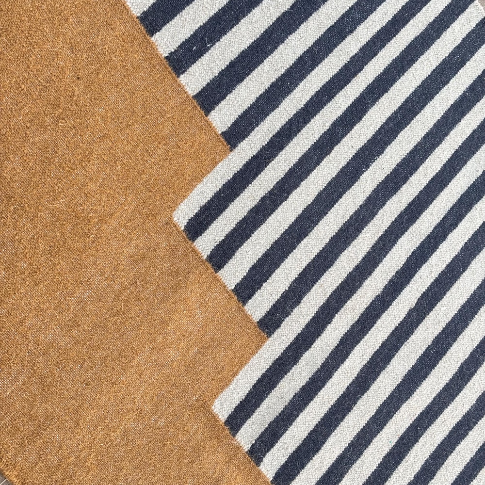 Multicolor Handmade Wool Vintage Dhurrie For Home